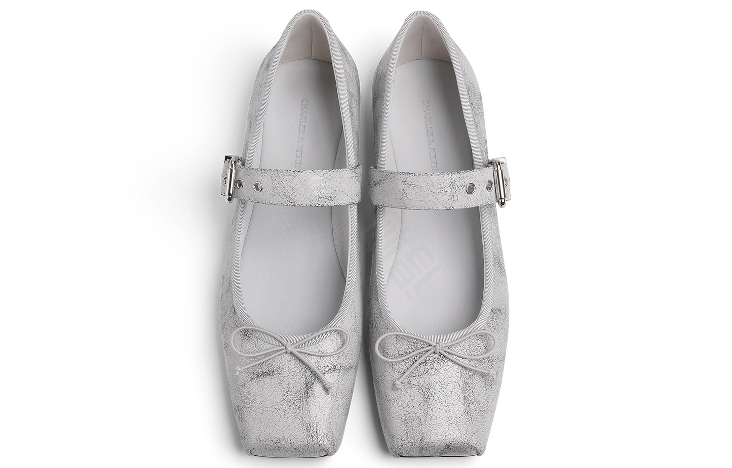 Charlz va Keyt ayollar poyabzali