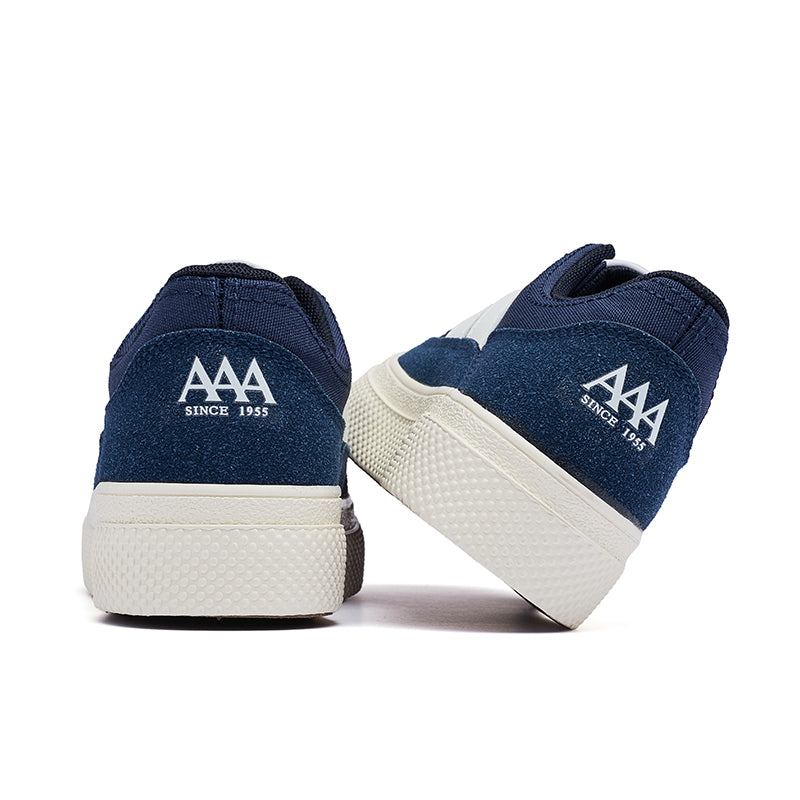 AAA 1955-yildan beri krossovkalar