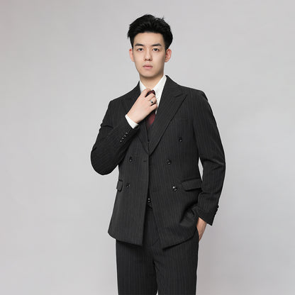 Костюм мужской Johnhollis