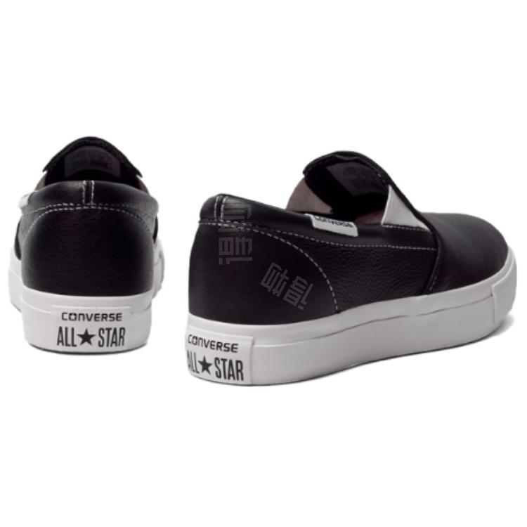 Converse ayollar krossovkalari