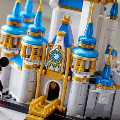 LEGO Disney mini qal'asi to'plami