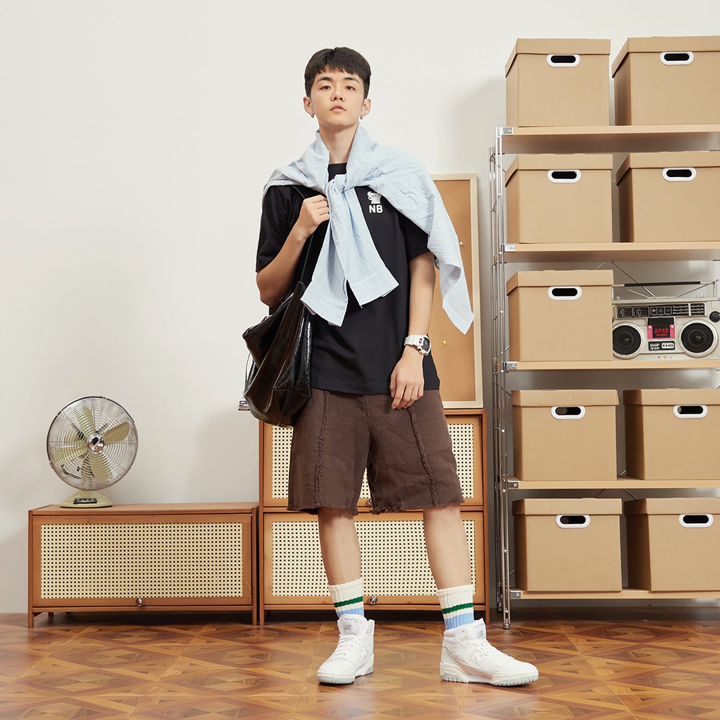 New Balance X &amp; Seiji hamkorlik brendi Sichqoncha Andy Illustration ekipaj bo'yinli qisqa yengli futbolka Erkaklar va ayollar qora