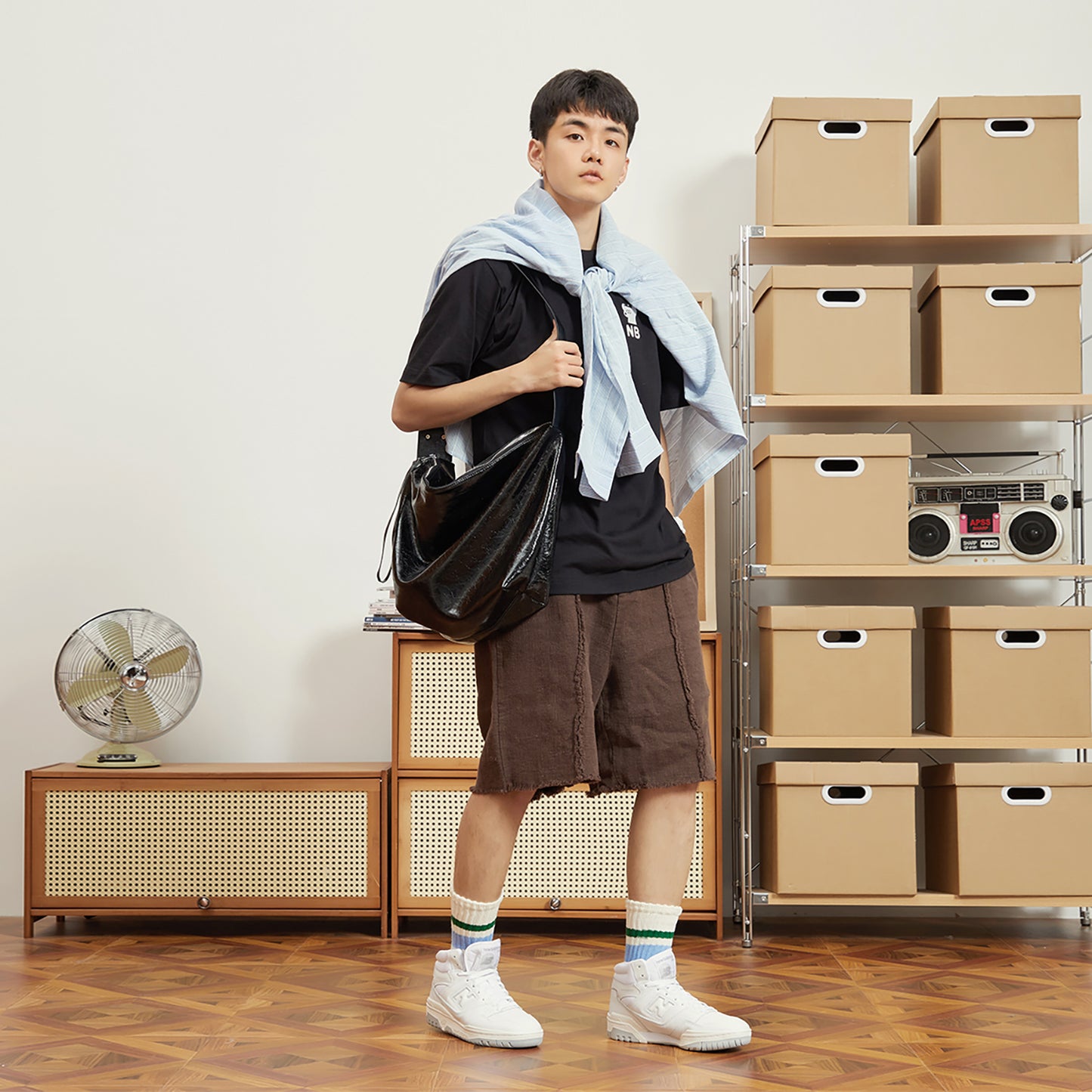 New Balance X &amp; Seiji hamkorlik brendi Sichqoncha Andy Illustration ekipaj bo'yinli qisqa yengli futbolka Erkaklar va ayollar qora