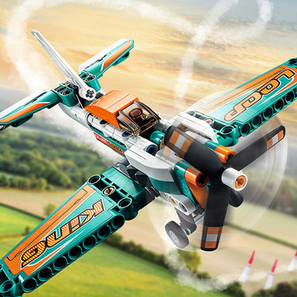 LEGO Technic "Atletik samolyotlar"