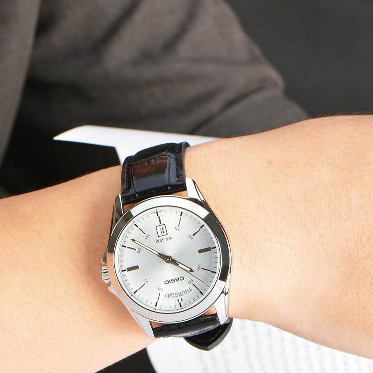 Часы мужские Casio standard - Boxette Shop