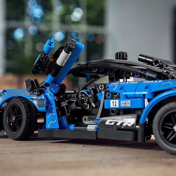 LEGO Technic "McLaren Senna GTR"