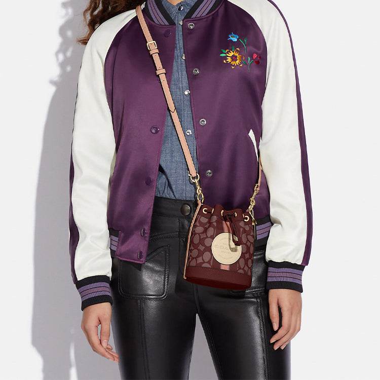 Сумка женская Coach Dempsey 14 Drawstring Closure Signature Jacquard - Boxette Shop