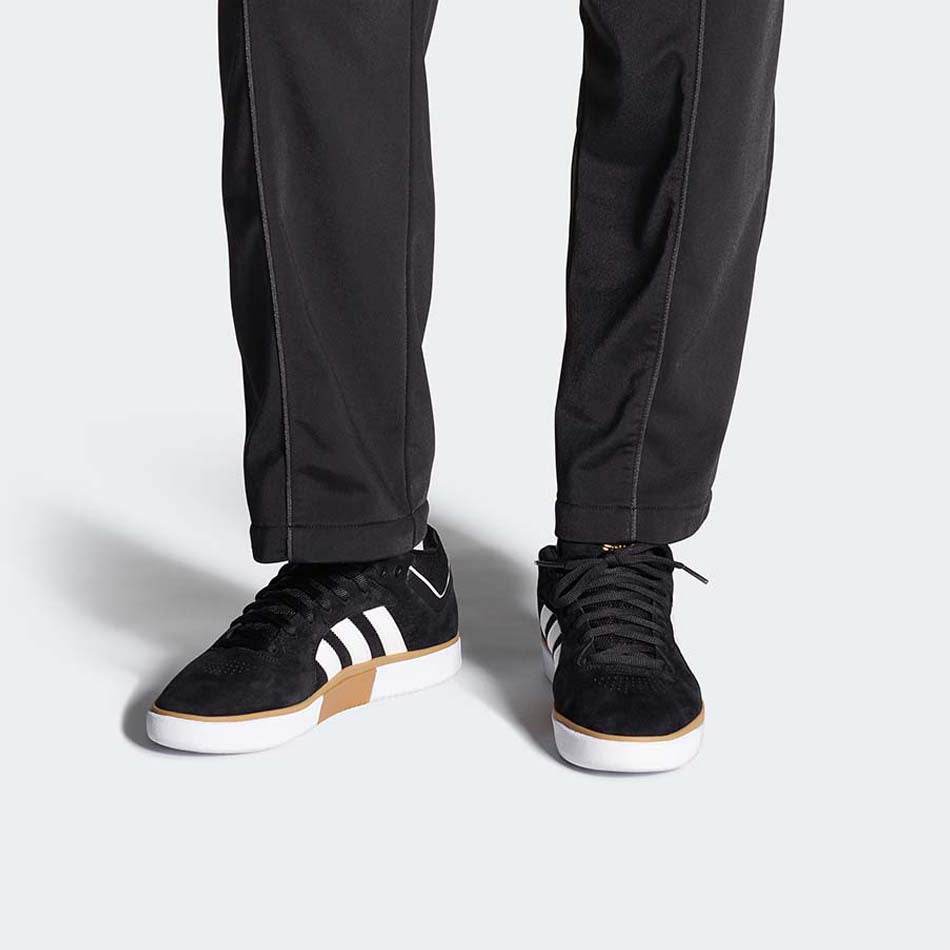 Кроссовки мужские Черно-белые Adidas Tyshawn Boardshorts - Boxette Shop