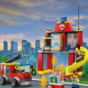 O't o'chirish mashinasi bilan LEGO o't o'chirish stantsiyasi (60375)