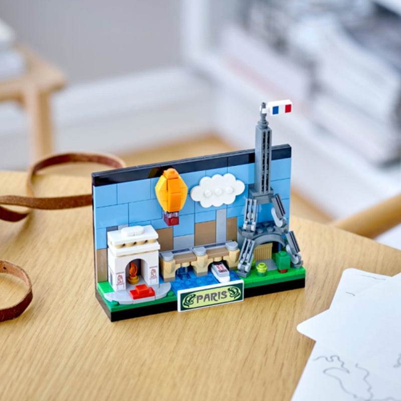 Конструктор LEGO Classic Paris Postcard (40568) - Boxette Shop