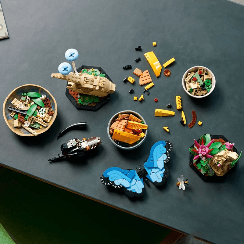 Конструктор LEGO The Insect Collection (21342-1) - Boxette Shop