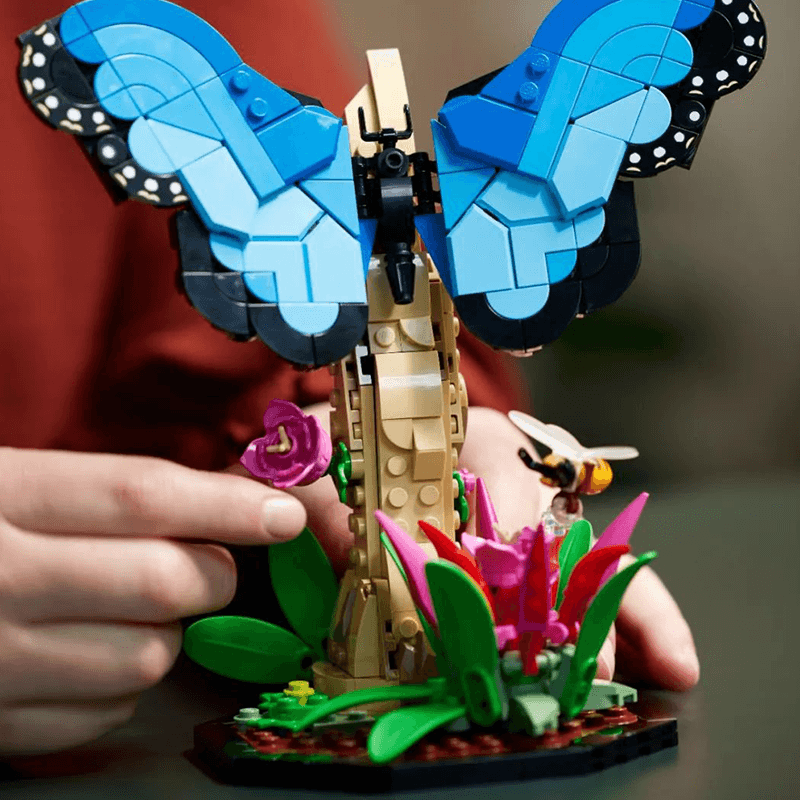 Конструктор LEGO The Insect Collection (21342-1) - Boxette Shop