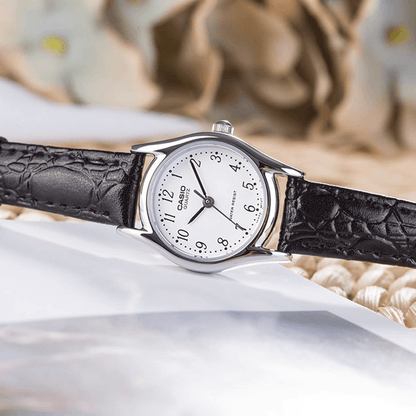 Часы женские Casio standard - Boxette Shop