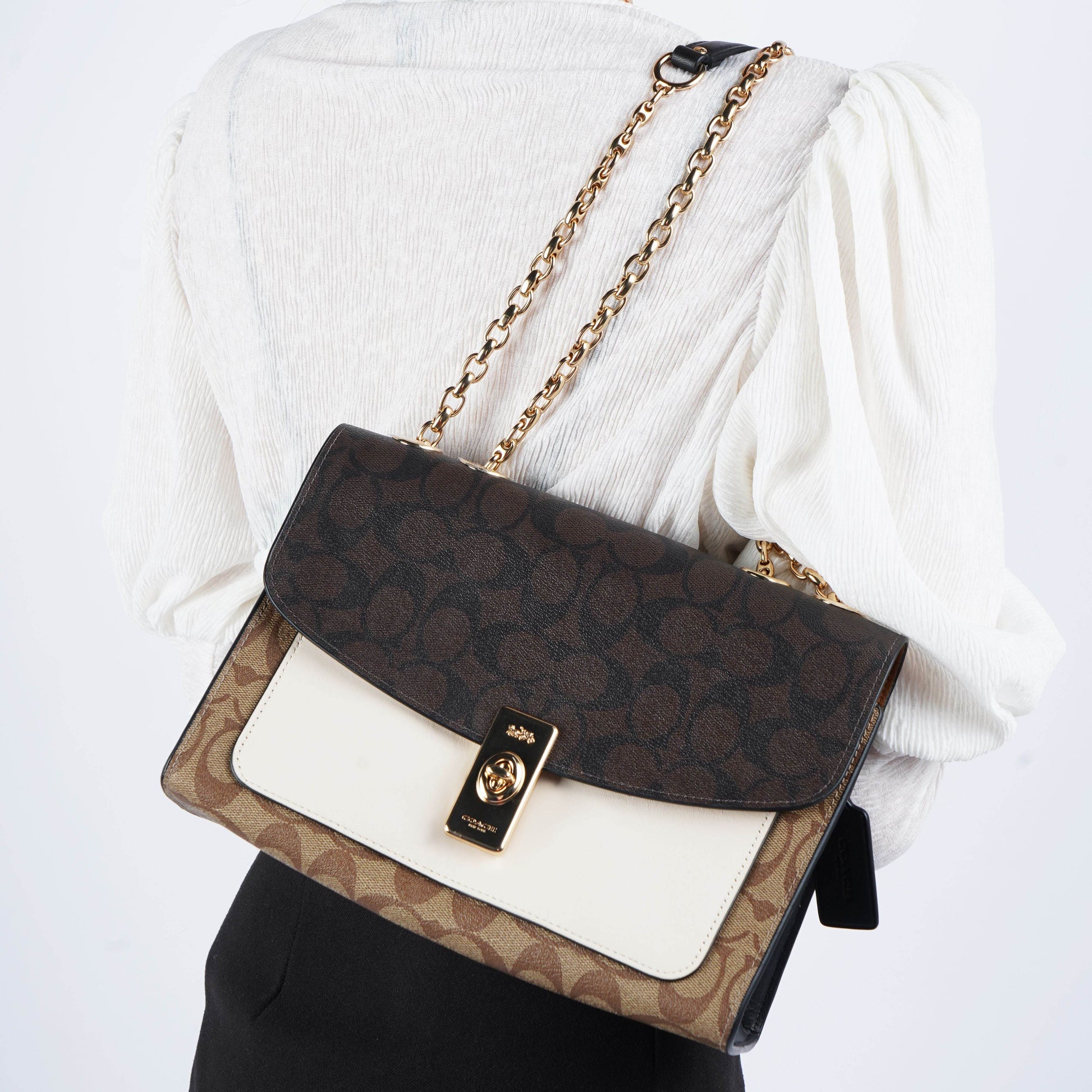 Сумка женская Coach Lane 26 Colour Block Chain Coated - Boxette Shop