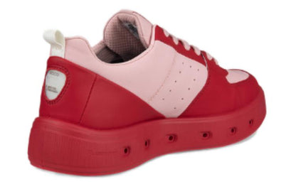 Кроссовки женские ECCO