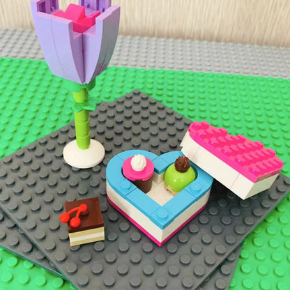 LEGO shokolad va gullar (30411)
