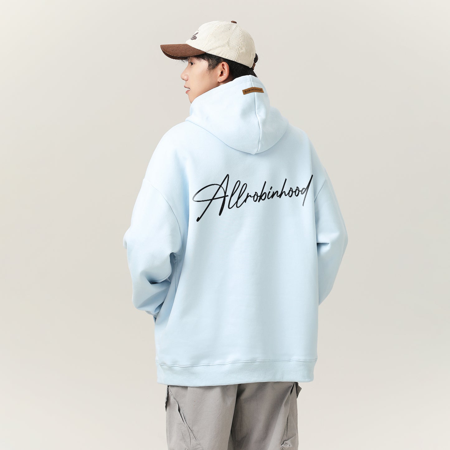 Robinhood erkaklar uchun kapshonli ko'ylak