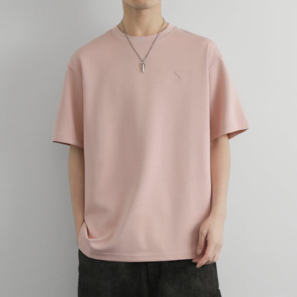 Hvga asosiy modellari eski pul uslubi yumshoq va qulay teri salqin tuyg'u yarim yengli pastki ko'ylak Amerika tekis rangli moda shaxsiyat trendi tasodifiy erkin qisqa qisma futbolkalar bir xil modellar bilan erkaklar va ayollar