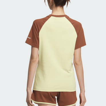 Футболка женская Adidas Originals Retro Camp Graphic Relaxed Comfort - Boxette Shop