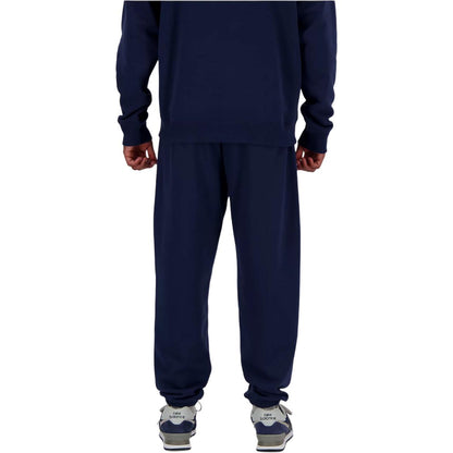 New Balans brendi logotipi tasodifiy tortilgan to'rli trikotaj sport shimlari m ko'k rangli