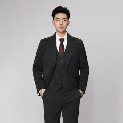 Johnhollis erkaklar kostyumi