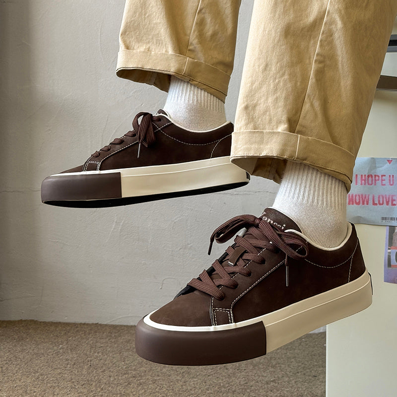 Vanssi krossovkalari