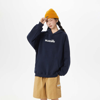 Playboy Amerika bo'shashmasdan yuzlab trend pullover kozok bir xil modellar bilan erkaklar va ayollar