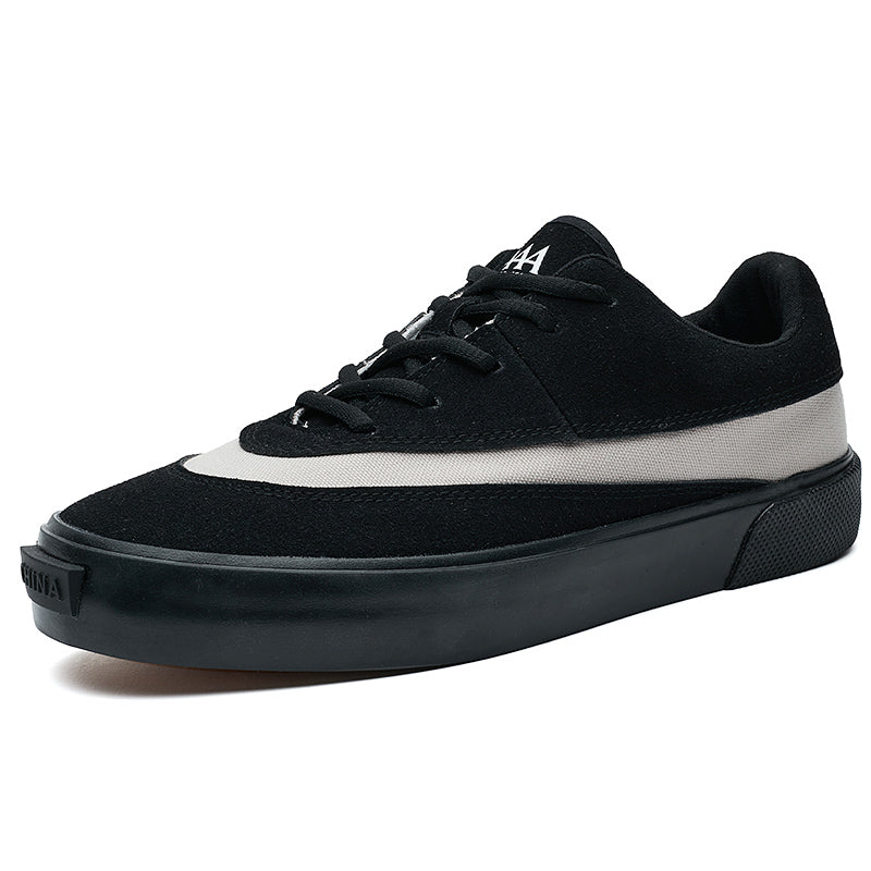 Erkaklar AAA 1955-yildan beri krossovkalar