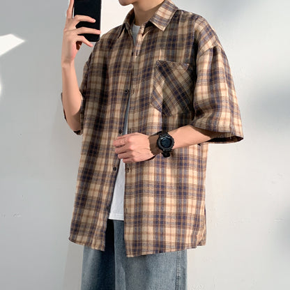 Hvga Amerika retro asosiy modellari plashli birlashma to'qnashuv rangli yarim yengli ko'ylak ko'ylagi ter singdirish nafas oladigan yupqa bo'sh katta o'lchamli talabalar partiyasi qisqa qisma ko'ylak erkaklar va ayollar modellari