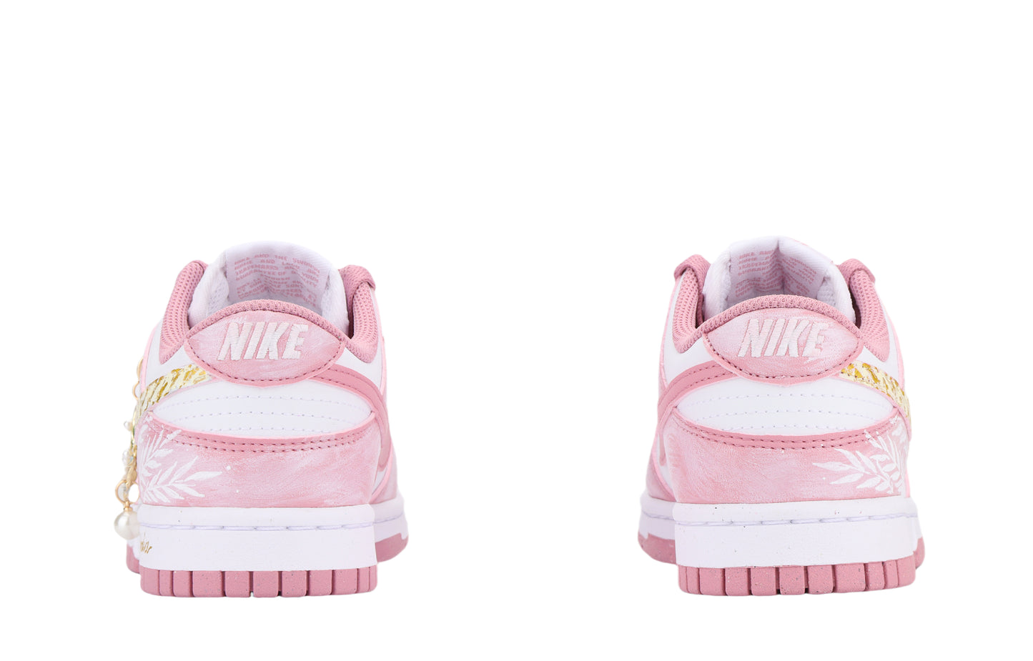 Nike Dunk "Aphrodite's Kiss" ayollar krossovkalari