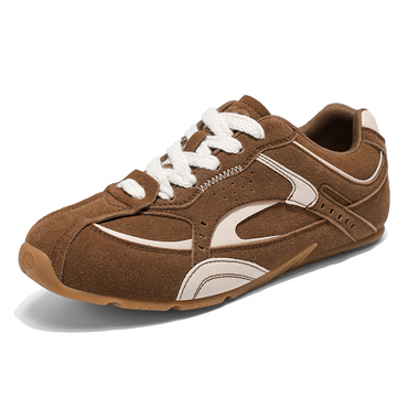 Erkaklar AAA 1955-yildan beri krossovkalar