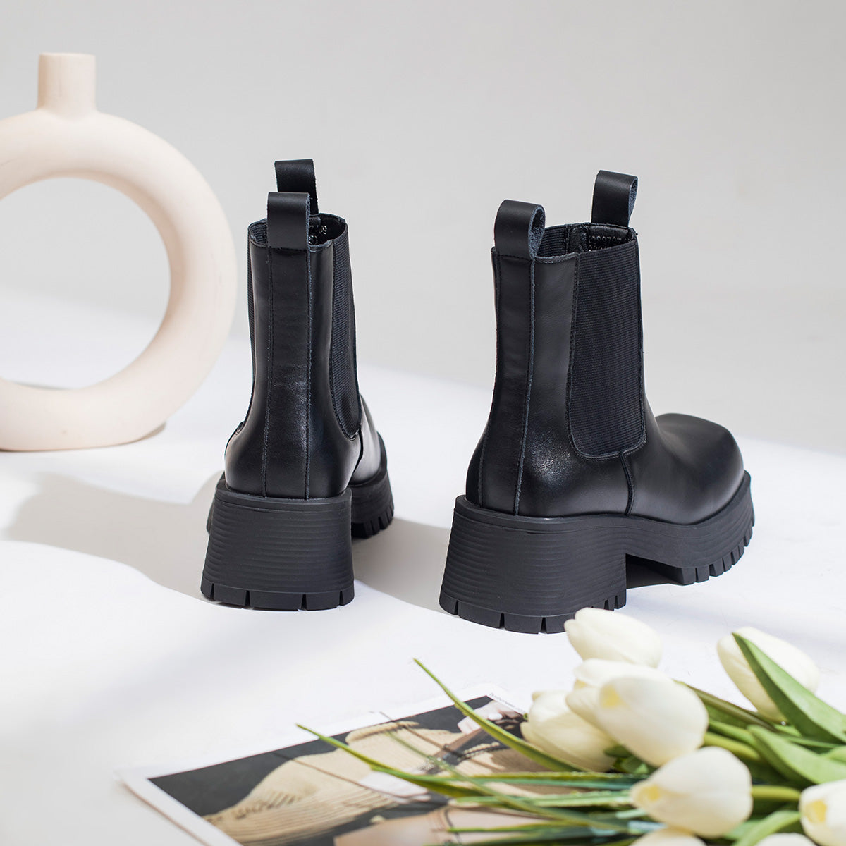 Vanssi ayollar etiklari