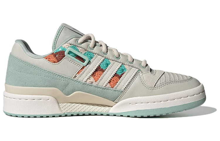 Adidas Originals Forum ayollar krossovkalari