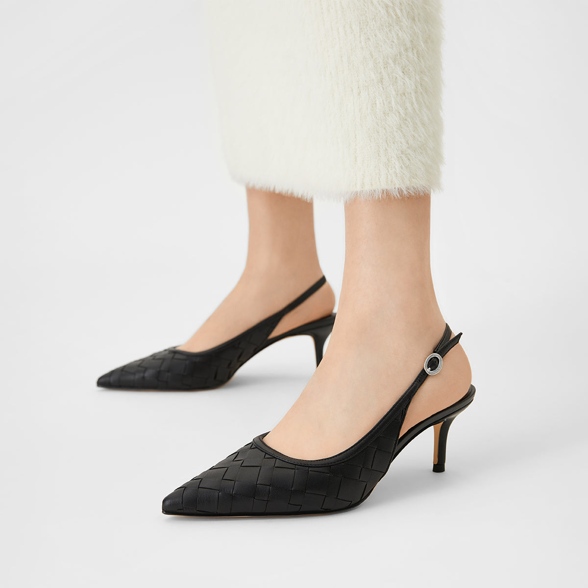 Charlz va Keyt ayollar poyabzali