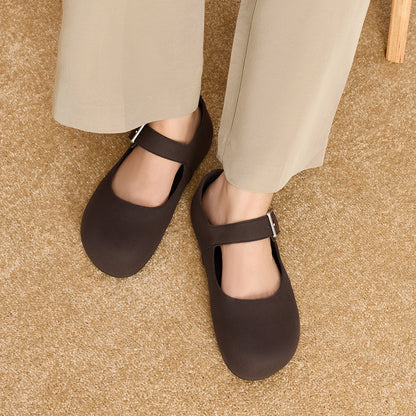 Charlz va Keyt ayollar poyabzali