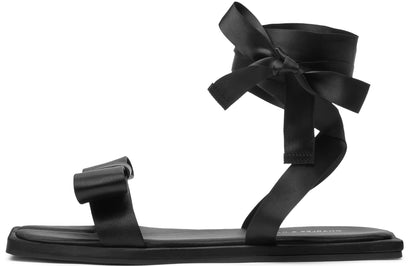 Charlz va Keyt ayollar sandallari