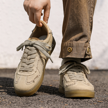 Kaiser krossovkalari