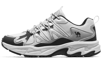 Ayollar uchun tuya krossovkalari