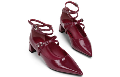 Charlz va Keyt ayollar poyabzali