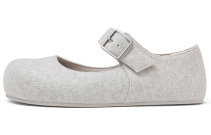 Charlz va Keyt ayollar poyabzali