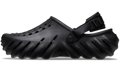 Crocs "Echo Clog" sandallari