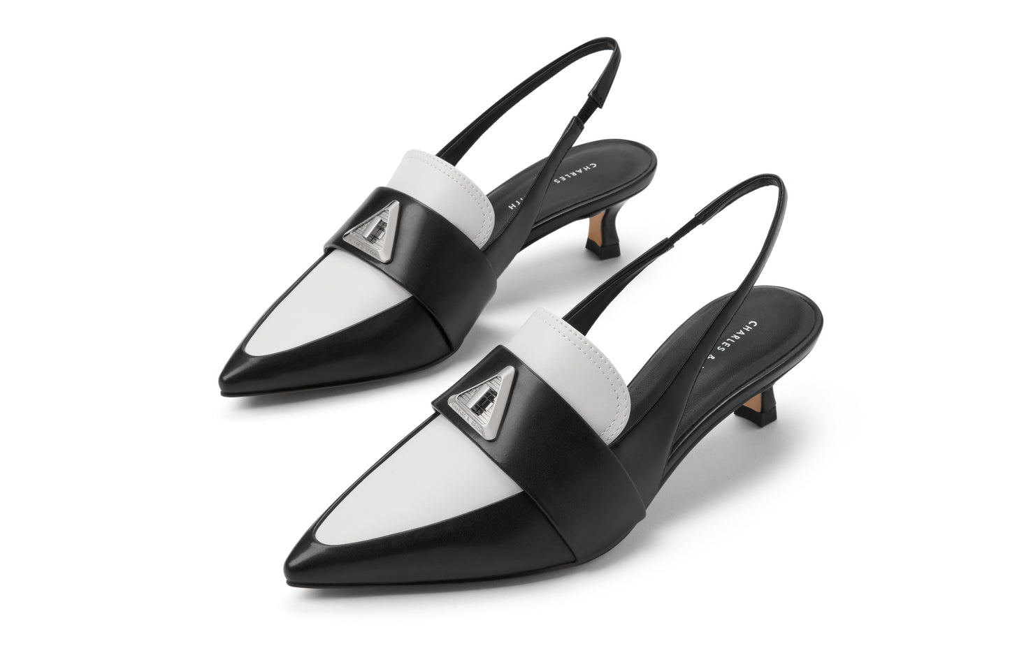 Charlz va Keyt ayollar poyabzali