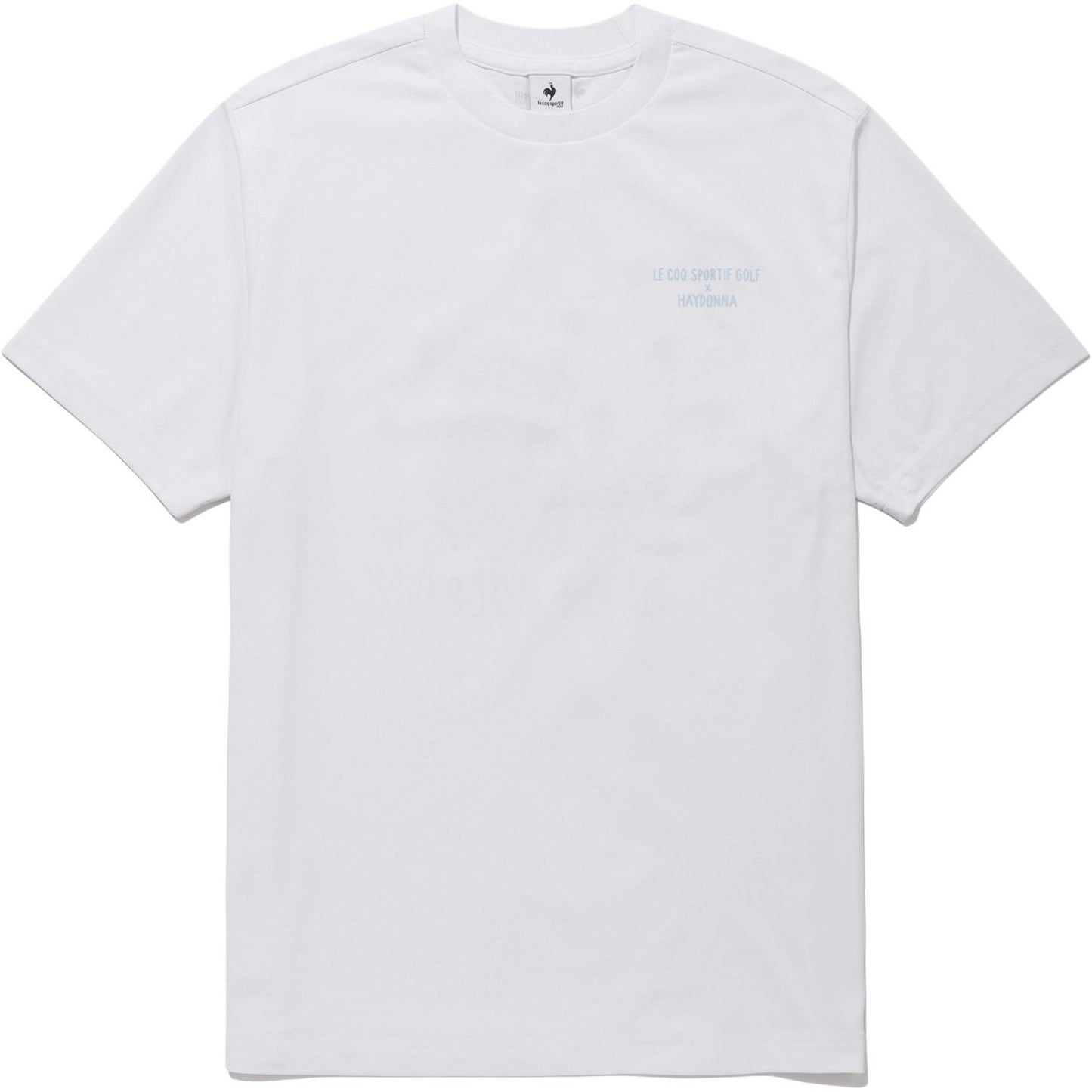 Le Coq Sportif logotipi bosilgan qisqa yengli, bo'yinbog'li futbolka