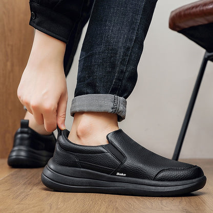 Erkaklar poyabzalini pishiring