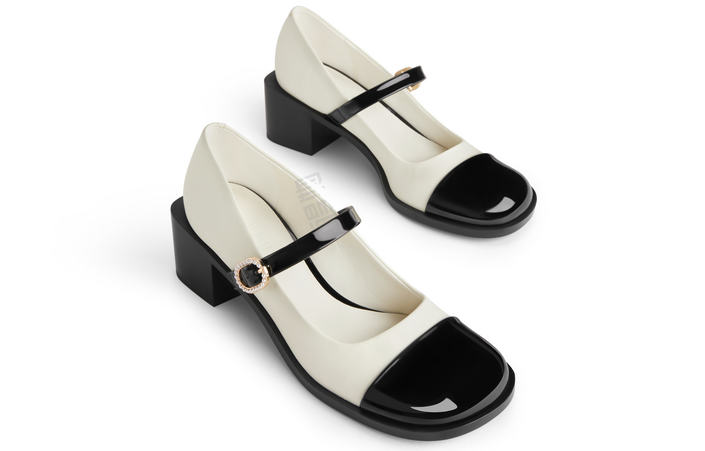 Charlz va Keyt ayollar poyabzali