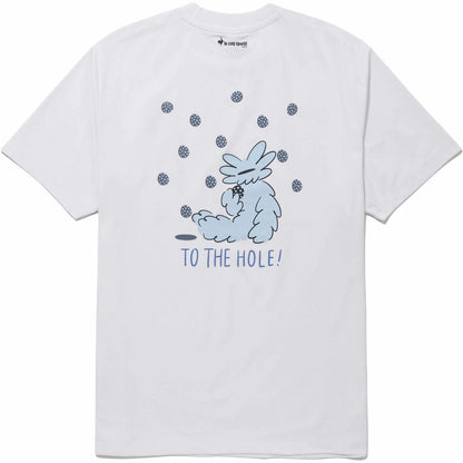 Le Coq Sportif logotipi bosilgan qisqa yengli, bo'yinbog'li futbolka