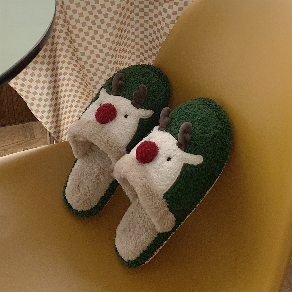 Yupqa chiziqlarli shippaklar