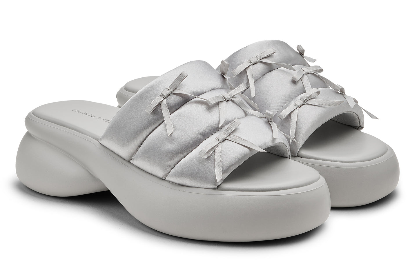 Шлёпанцы женские Charles&Keith ck