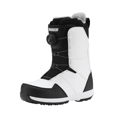 SKTA x Chanrich snoubord etiklari