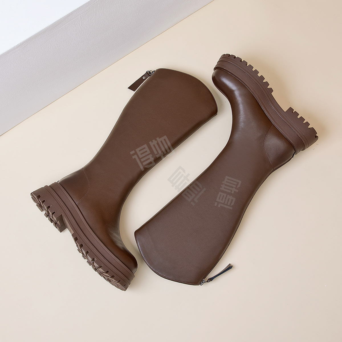 Сапоги женские Aokang